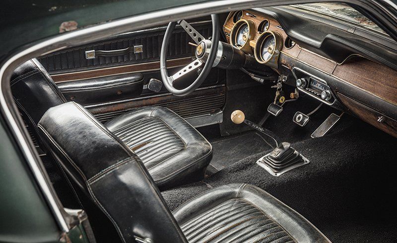 FORD MUSTANG T5-1964: POTENTE COME UN CAVALLO SELVAGGIO