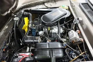 Foto 6 di 6: PEUGEOT 404  