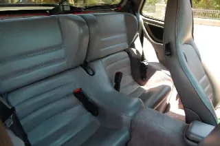 Foto 5 di 6: PORSCHE 944  