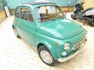 Foto 3 di 6: FIAT 500 Francis Lombardi 