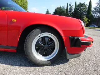 Foto 9 di 10: PORSCHE 911G"(1973-1989)" 3.2 Carrera Cabrio 