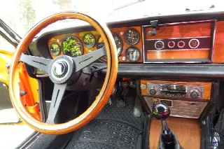 Foto 6 di 14: FIAT 124 SPIDER  TIPO  CS  ANNO 1974   