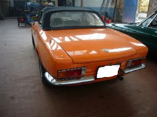Foto 2 di 6: FIAT 124 SPYDER 