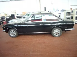 Foto 6 di 8: FIAT 124 coupe