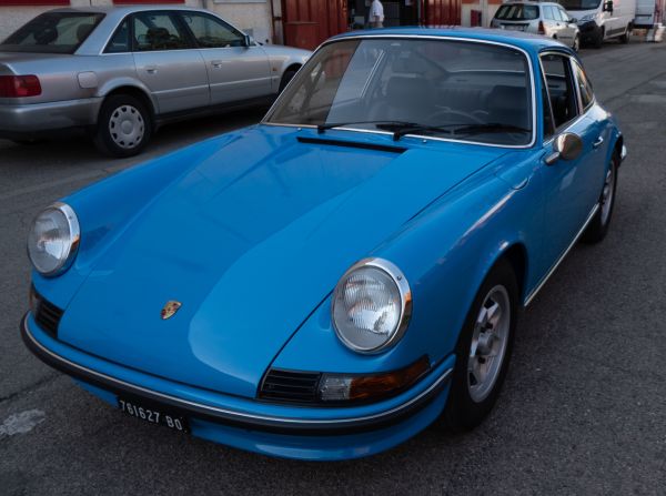 PORSCHE 911 2.4 E  