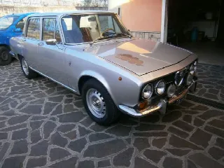 Foto 2 di 7: ALFA ROMEO berlina