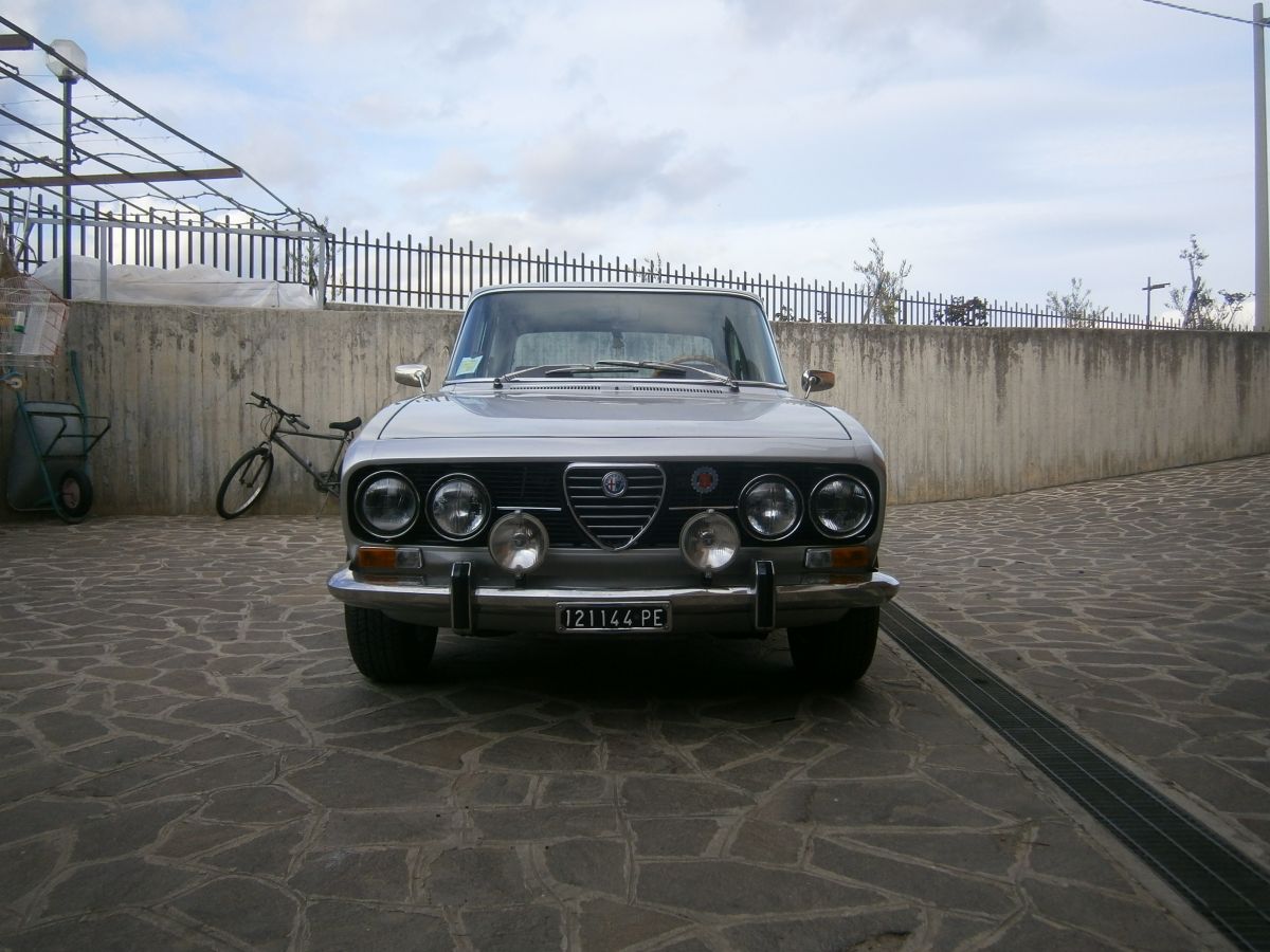 ALFA ROMEO berlina