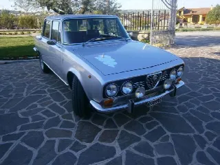 Foto 4 di 7: ALFA ROMEO berlina
