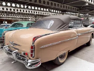 Foto 3 di 17: PACKARD Deluxe Cabriolet