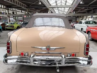 Foto 5 di 17: PACKARD Deluxe Cabriolet
