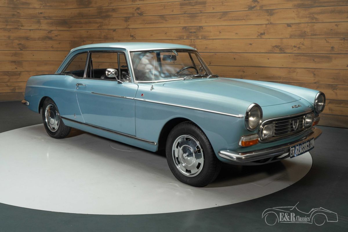 PEUGEOT 404  