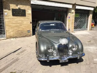Foto 4 di 14: JAGUAR 3.8 S  