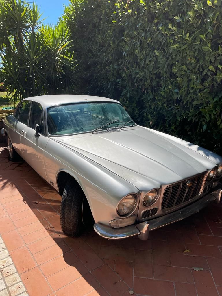 JAGUAR XJ6(1968-1987) 2.8    