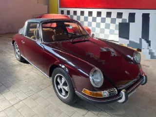 Foto 5 di 5: PORSCHE 911 Targa softwindow 