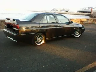 Foto 5 di 9: ALFA ROMEO 155 ts 