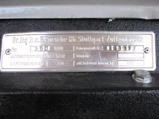 Foto 10 di 10: PORSCHE 356 C