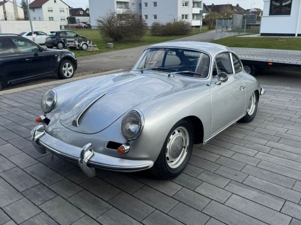 PORSCHE 356