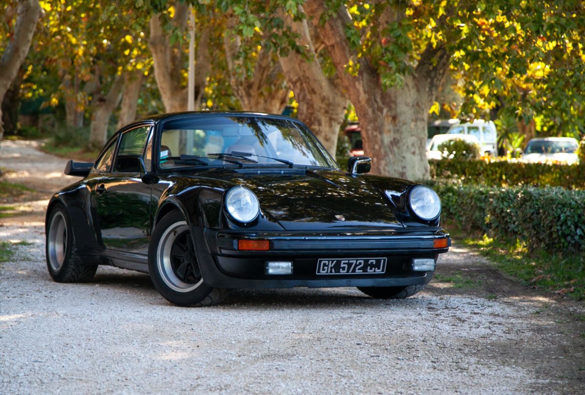 PORSCHE 930 Turbo   