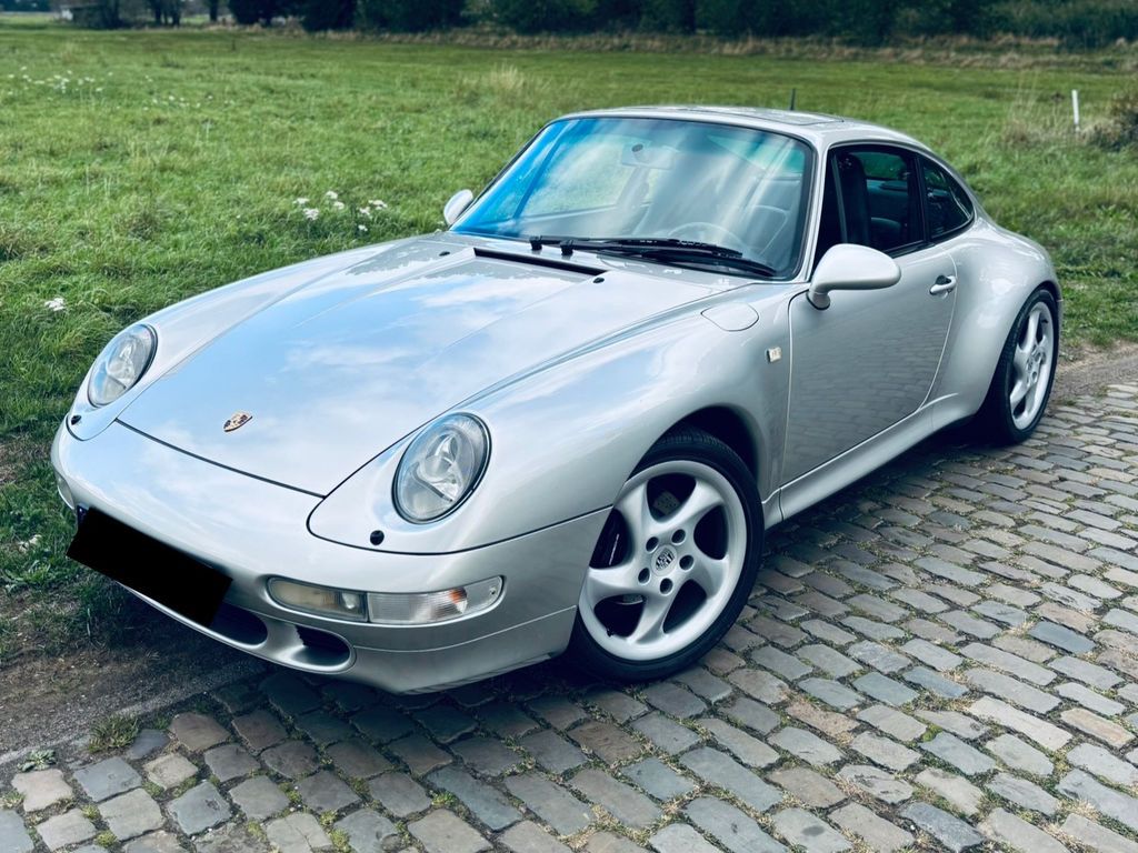 PORSCHE 993