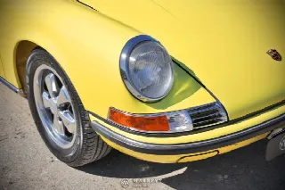 Foto 11 di 78: PORSCHE 911(1963-1973) 2.2L 911T Targa 