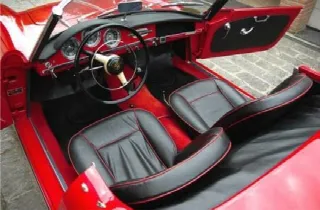 Foto 9 di 9: ALFA ROMEO Giulietta Spider 