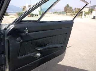 Foto 13 di 17: MASERATI Ghibli(1966-1973)  4700    
