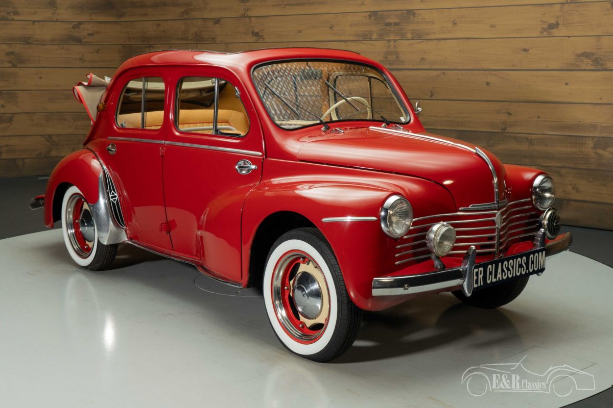 RENAULT 4CV  
