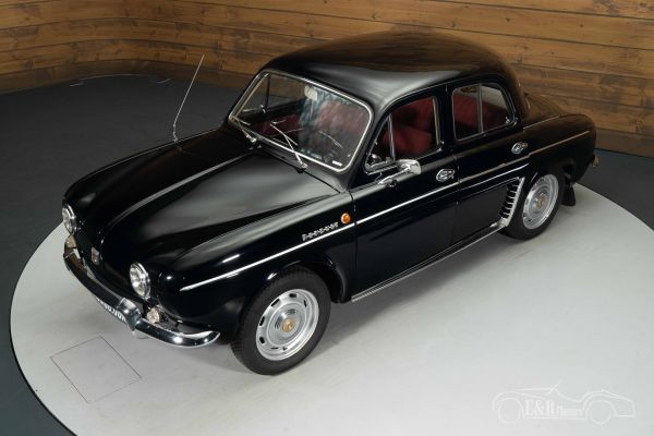 RENAULT Dauphine