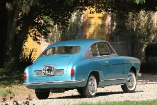 Foto 2 di 5: FIAT 600 Berlinetta Rendez-Vous Vignale  