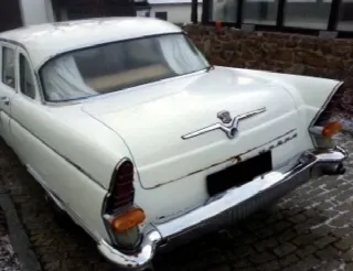 Foto 3 di 5: GAZ 13 