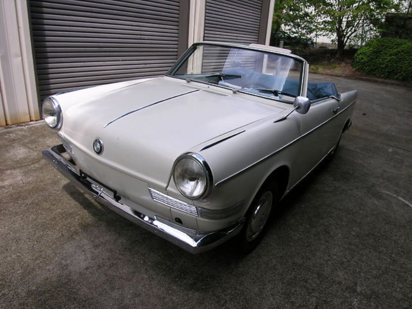 BMW 700 