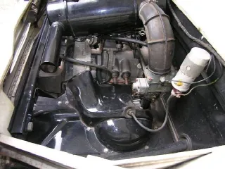 Foto 5 di 6: BMW 700 