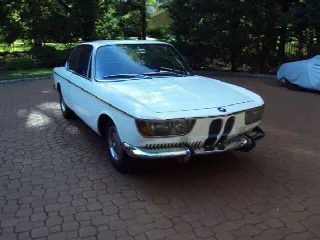 Foto 2 di 5: BMW 2000 