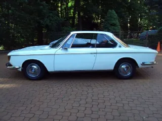 Foto 5 di 5: BMW 2000 