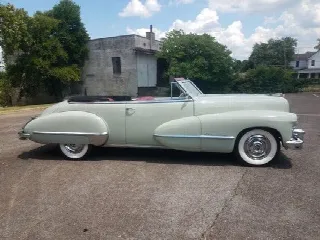 Foto 2 di 9: CADILLAC Series62  