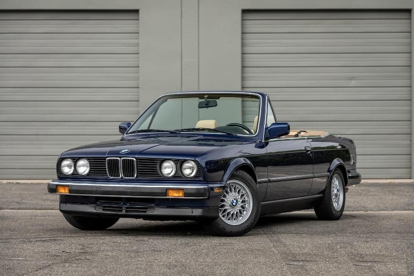 BMW 325  