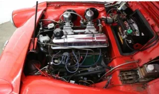 Foto 6 di 6: TRIUMPH TR3 small mouth