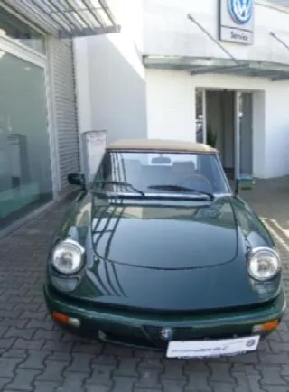 Foto 5 di 7: ALFA ROMEO 2000 Spider 