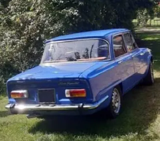 Foto 5 di 6: ALFA ROMEO Giulia Nuova Super 1300       