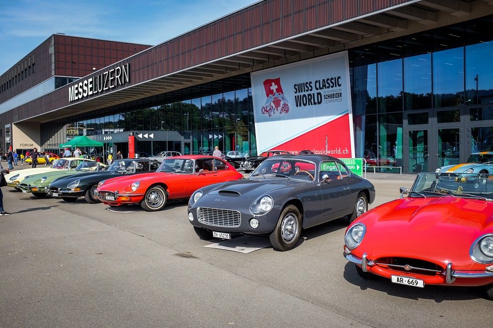 Swiss Classic World: a Lucerna la fiera svizzera dedicata alle vetture classiche. OldCar24 presente al padiglione 1