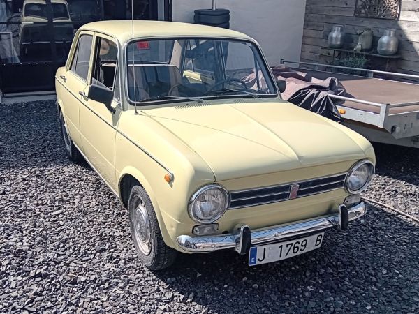 SEAT 850