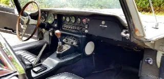 Foto 14 di 17: JAGUAR E-TYPE SII (1967-1971) 4.2 Fixed Head Coupe 