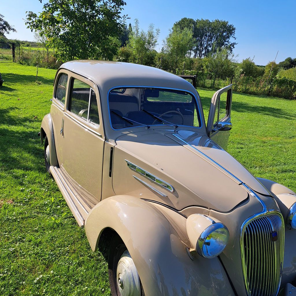 SIMCA 8(1937-1951)