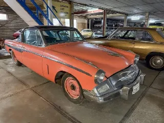 Foto 2 di 20: STUDEBAKER President ''55