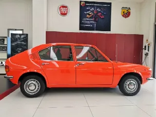 Foto 3 di 13: ALFA ROMEO AlfaSud 1.2 - 63 cv - 4 Marce 