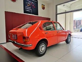 Foto 2 di 13: ALFA ROMEO AlfaSud 1.2 - 63 cv - 4 Marce 