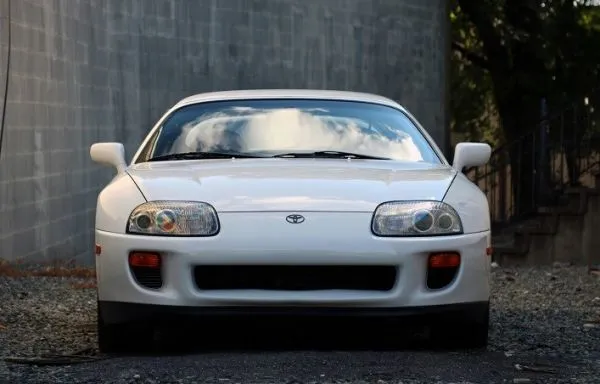 TOYOTA Supra
