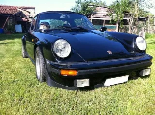 Foto 3 di 3: PORSCHE 911 Carrera Targa  