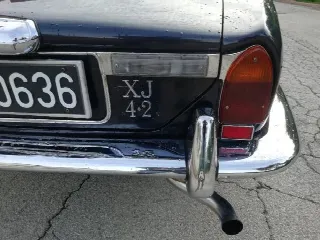 Foto 9 di 21: JAGUAR XJ6(1968-1987) 4.2 1978 