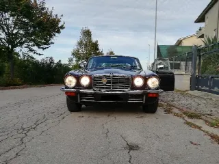 Foto 2 di 21: JAGUAR XJ6(1968-1987) 4.2 1978 